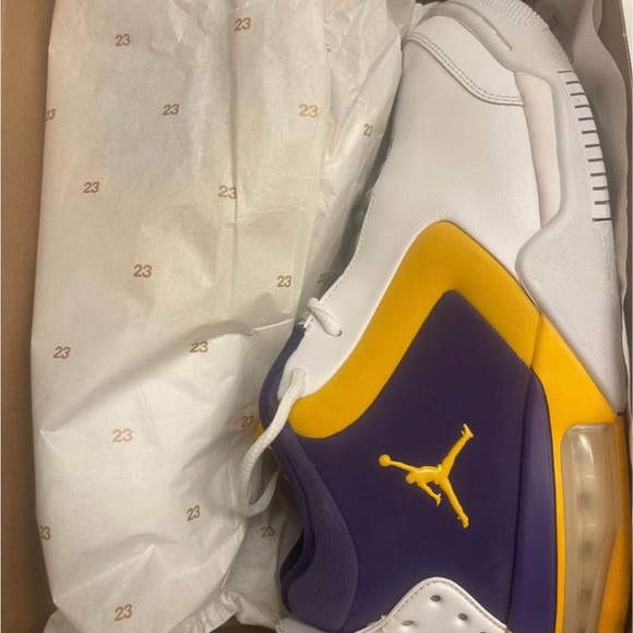 Air Jordan - Picture 3 of 6